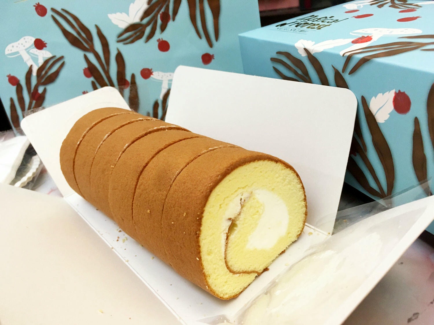 【美食甜點】糖村。哈尼捲。經典蜂之戀，鬆軟綿密、甜而不膩好滋味！