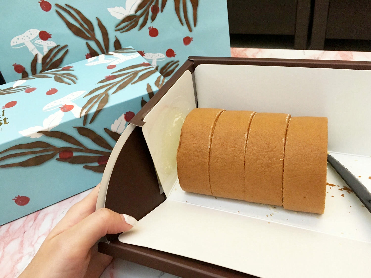 【美食甜點】糖村。哈尼捲。經典蜂之戀，鬆軟綿密、甜而不膩好滋味！