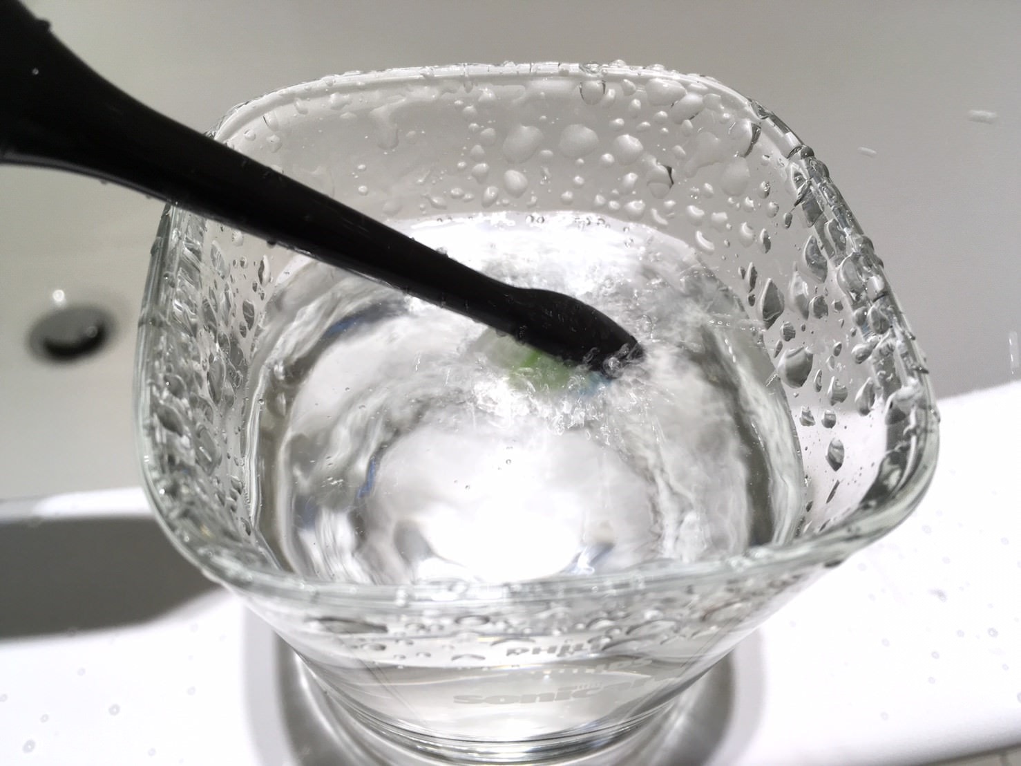 【牙齒保健】Philips Sonicare 飛利浦鑽石靚白音波震動牙刷開箱囉～美白清潔照護都交給它！