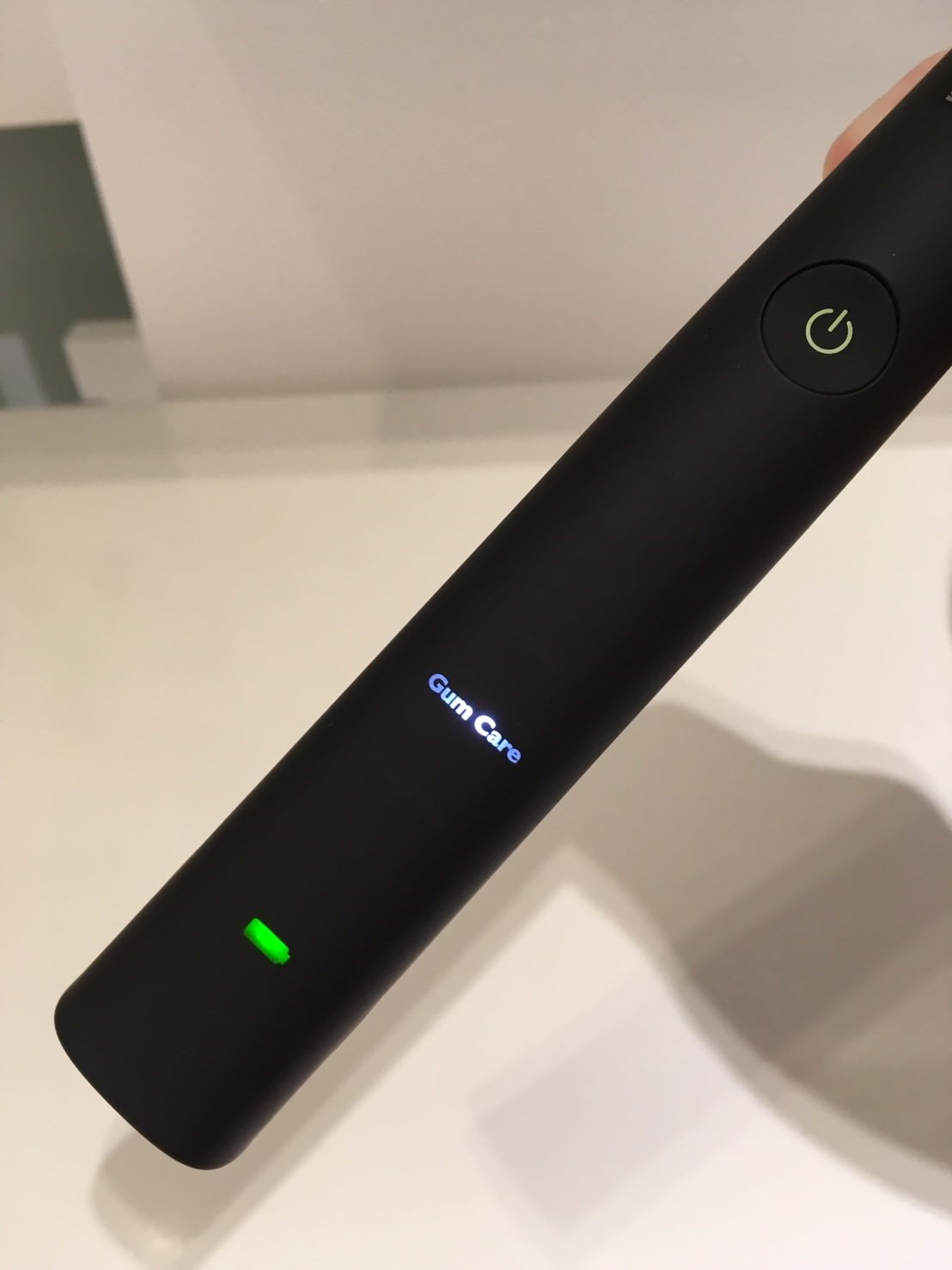 【牙齒保健】Philips Sonicare 飛利浦鑽石靚白音波震動牙刷開箱囉～美白清潔照護都交給它！