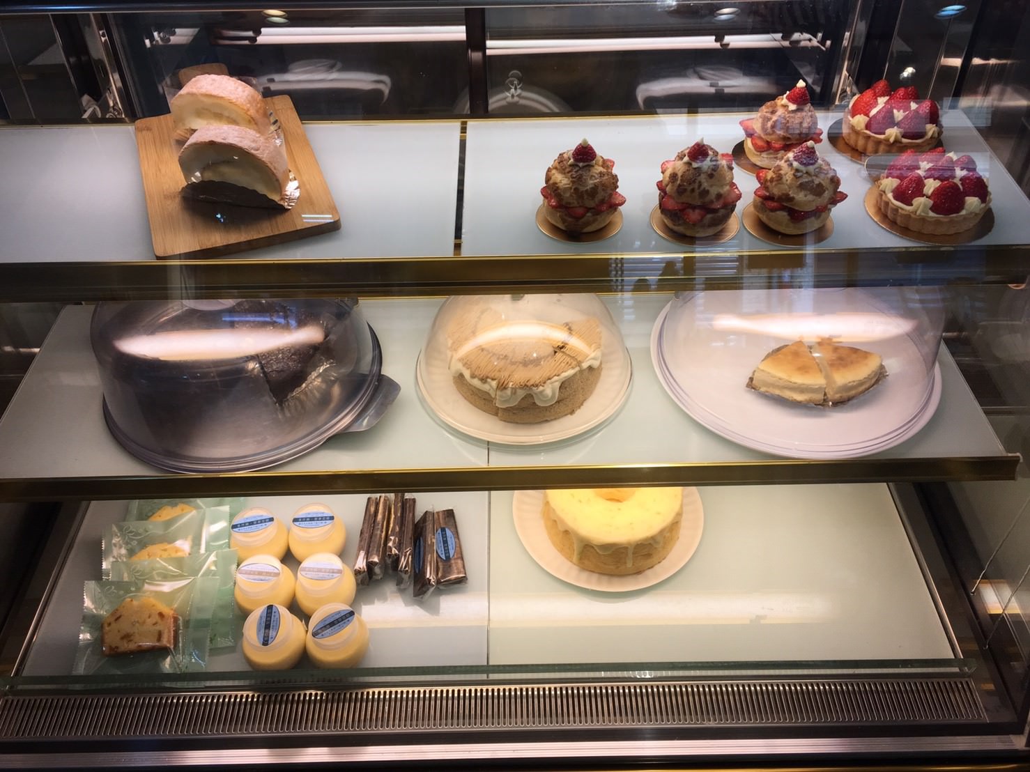 【美食甜點】食作樂。自己動手做甜點！親選天然食材，健康無負擔～
